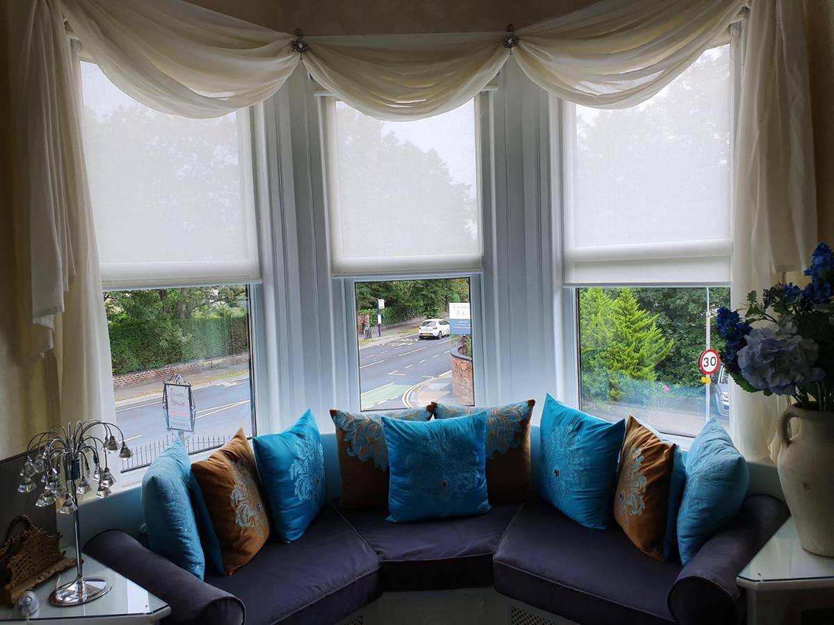 Tower Guest House York Esterno foto